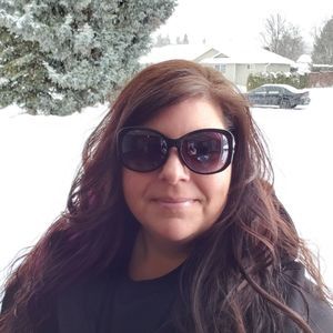 Meet your Posher, Teresa